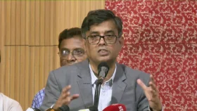 সবার সঙ্গে কথা বলেই আ. লীগ নিষিদ্ধ হয়েছে: শফিকুল আলম