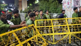শাহবাগ ছেড়েছে নার্সিং শিক্ষার্থীরা, যান চলাচল স্বাভাবিক