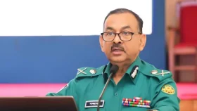 নিষিদ্ধ দলটির ব্যাপারে সর্বোচ্চ সতর্ক থাকতে হবে: ডিএমপি কমিশনার