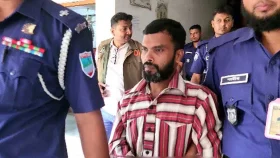 রায়ে অসন্তুষ্ট সেই শিশুর মা