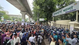 ফের শাহবাগ থানা ঘেরাও