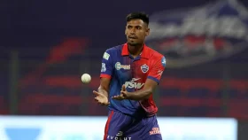 টিকে থাকার লড়াইয়ে মুস্তাফিজের দল
