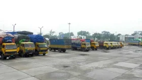 প্রথম দিনেই বেনাপোল দিয়ে ৫০ শতাংশ রপ্তানি কমেছে 