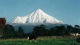 ‘মানুষের সমান অধিকার’ পেলো নিউজিল্যান্ডের পর্বত