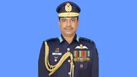 সাবেক বিমান বাহিনী প্রধান ও পরিবারের ৩৮ ব্যাংক হিসাব অবরুদ্ধ