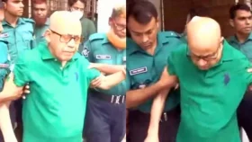 হাজতখানায় মাথা ফাটলো সাবেক মন্ত্রী কামরুলের