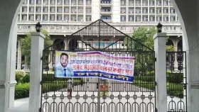 অবরুদ্ধ নগরভবন, থমকে আছে নাগরিক সেবা