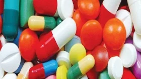 আটা-ময়দা দিয়ে তৈরি হচ্ছে ওষুধ, মানুষ অসহায়