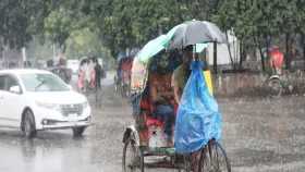 ঢাকার আকাশে মেঘের ঘনঘটা, যেমন থাকবে আজকের আবহাওয়া