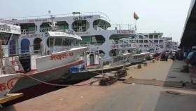 বরিশাল রুটে সব ধরনের লঞ্চ চলাচল স্বাভাবিক