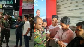 রংপুরে বৈষম্যবিরোধী দুই নেতাকে জিজ্ঞাসাবাদ, ঘটনাস্থলে এসেছেন সারজিস