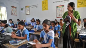 মাধ্যমিক-কারিগরি-মাদরাসায় বরাদ্দ বেড়েছে, কমলো প্রাথমিকে