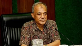 মিটফোর্ডের ঘটনায় ব্যবস্থা নিচ্ছে আইনশৃঙ্খলা বাহিনী: স্বরাষ্ট্র উপদেষ্টা