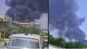 গুজরাটে যাত্রীবাহী বিমান বিধ্বস্ত, বহু হতাহতের শঙ্কা