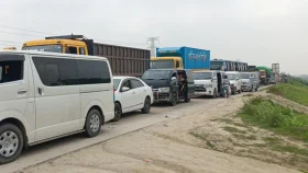 যমুনা সেতুর দুই প্রান্তে ৩০ কিলোমিটার যানজট