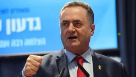 ক্ষেপণাস্ত্র হামলা অব্যাহত রাখলে তেহরানও জ্বলবে: ইসরায়েলের প্রতিরক্ষামন্ত্রী