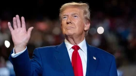 ইসরায়েল-ইরান যুদ্ধ থামাতে বললেন ট্রাম্প