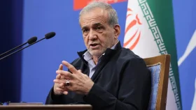 আমরা আমাদের অবস্থান থেকে এক চুলও সরবো না: &nbsp;ইরানি প্রেসিডেন্ট