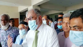 করোনা নিয়ে আতঙ্ক নেই, ডেঙ্গু মোকাবিলায় কাজ চলছে
