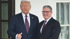 ইসরায়েলের পক্ষে যুদ্ধে জড়ালে ‘শাস্তি হতে পারে’ ব্রিটিশ প্রধানমন্ত্রীর