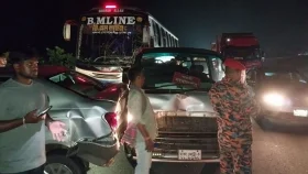 ঢাকা-মাওয়া এক্সপ্রেসওয়েতে মাইক্রোবাসের ধাক্কায় নিহত ১