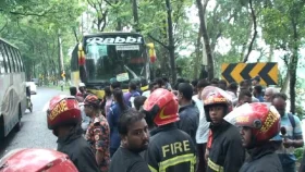 একদিনেই সড়কে ১৯ জনের প্রাণহানি