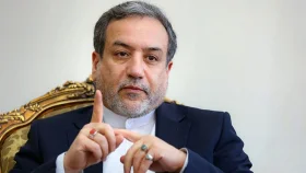 ইসরায়েল হামলা বন্ধ করলে ইরানও হামলা করবে না: ইরানের পররাষ্ট্রমন্ত্রী