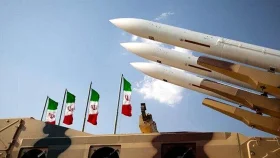 যে কোনো মুহূর্তে হামলার কঠিন জবাব দিতে প্রস্তুত ইরান