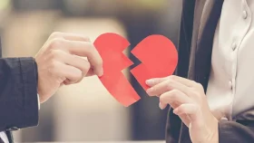 সম্পর্ক থেকে কখন বেরিয়ে আসা জরুরি