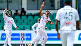 দিনের শুরুতেই তাইজুল-রানার ফাঁদে ৩ শিকার