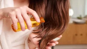 চুল পড়া কমাতে অলিভ অয়েল ব্যবহার করবেন যেভাবে