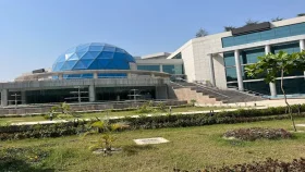 আয় দিয়ে বিদ্যুৎ বিলও উঠছে না রাজশাহী নভোথিয়েটারের