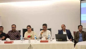 পুঁজিবাজার ধ্বংসের পেছনে জড়িতদের আইনের আওতায় আনতে হবে’