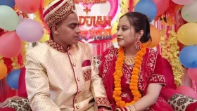 প্রেমের টানে নওগাঁয় মালয়েশিয়ান তরুণী, অতপর...