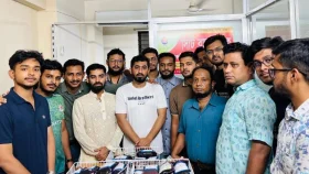 কুমিল্লা থেকে শত ব্যাগ রক্ত  এলো ঢাকায়