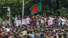 চিরুনি অভিযানে সারাদেশে গ্রেপ্তার ১ হাজার ৪০০