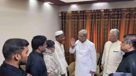 বিমান বিধ্বস্তে নিহত পাইলট তৌকিরের বাসায় গেলেন মির্জা ফখরুল