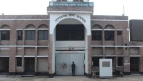 বন্দী থেকেও হলেন কারাগারে হামলা মামলার আসামি