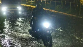 ঢাকায় ৩ ঘন্টায় ৯ মিলিমিটার বৃষ্টি, থাকবে সোমবারও