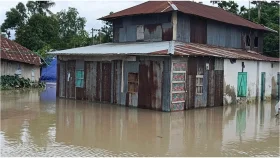 ভোলায় নামতে শুরু করেছে জোয়ারের পানি, পানিবন্দিদের স্বস্তি