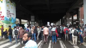 জুলাই যোদ্ধাদের শাহবাগ অবরোধ