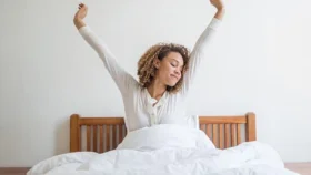 সকালে ঘুম থেকে ওঠার সেরা সময় কোনটি?