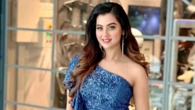 স্বামীর সঙ্গে ছবি প্রকাশের পর মুখ খুললেন বুবলী