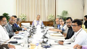 রাজনৈতিক প্রভাব খাটিয়ে অনেকেই বয়স্ক ভাতা পেয়েছেন: প্রধান উপদেষ্টা