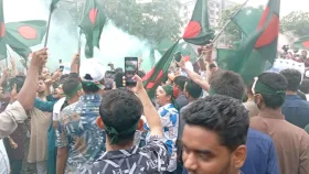 মানিক মিয়া অ্যাভিনিউয়ে শেখ হাসিনা পালানোর বর্ষপূর্তি উদযাপন