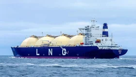 সিঙ্গাপুর থেকে এলএনজি কিনছে সরকার