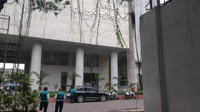 সচিবালয়ে উপদেষ্টা পরিষদের বৈঠকে ড. ইউনূস