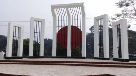 আড়াইহাজারে সভা-সমাবেশের কেন্দ্রবিন্দু এখন কেন্দ্রীয় শহীদ মিনার
