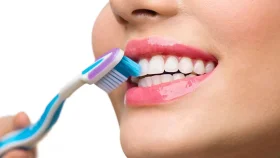 দাঁত ব্রাশ করার সঠিক নিয়ম