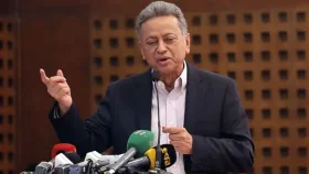 গণতন্ত্র মানে অন্যজনের কথা শুনে সহ্য করা: আমীর খসরু